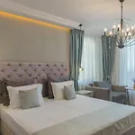 Aquamarine Кранево