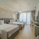Aquamarine Hotel 4*