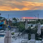 Aquamarine Hotel 4*