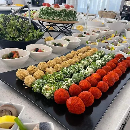 Aquamarine Hotel 4*