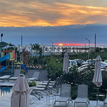 Aquamarine Hotel 4*