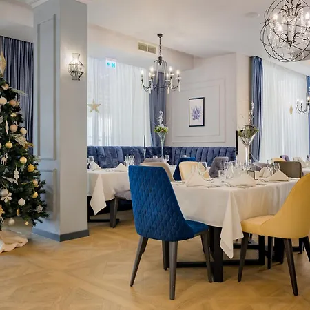 Hotel Aquamarine 4*