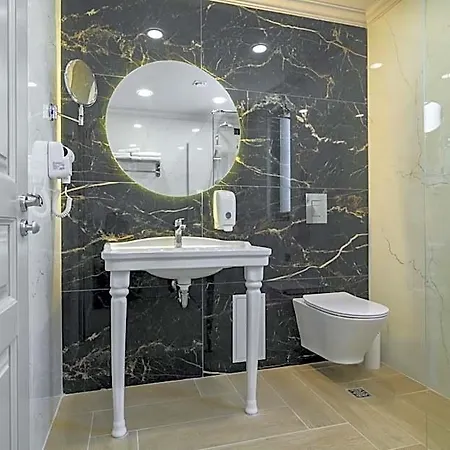 Hotel Aquamarine 4*
